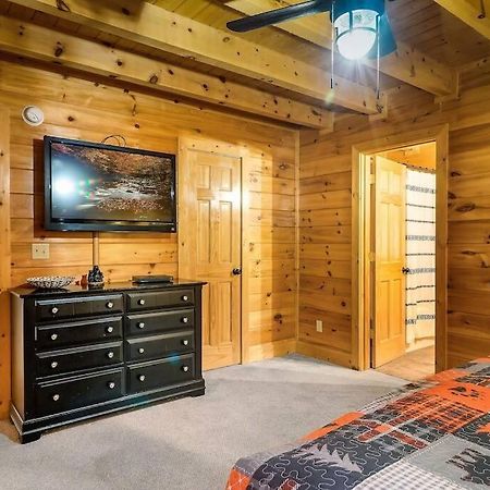 Cabin-N-Smokys! Indoor Resort Pool Views Hot Tub Game Room Sevierville Exteriör bild