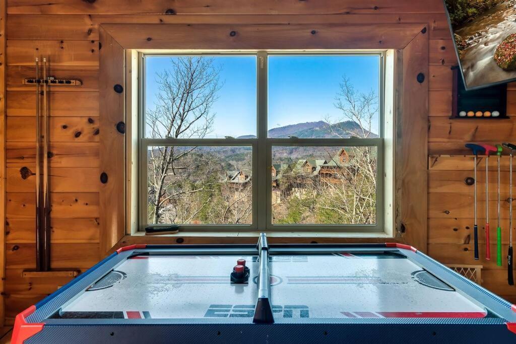 Cabin-N-Smokys! Indoor Resort Pool Views Hot Tub Game Room Sevierville Exteriör bild