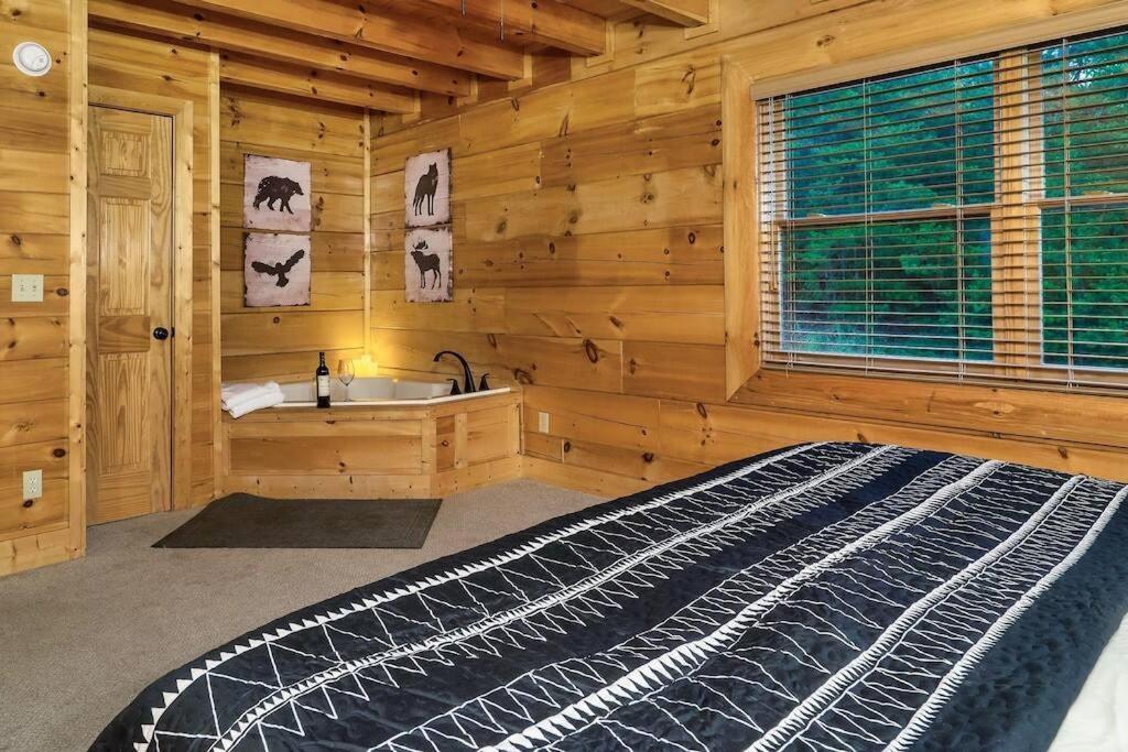 Cabin-N-Smokys! Indoor Resort Pool Views Hot Tub Game Room Sevierville Exteriör bild